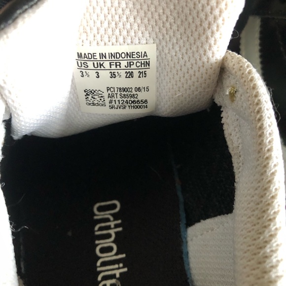 Adidas shell toes sneaker. - Picture 4 of 4